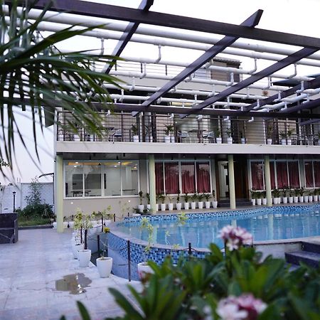 Fun O Farm Luxury Farm Villa Indore Exteriör bild